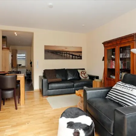 Alter Damen 아파트 *